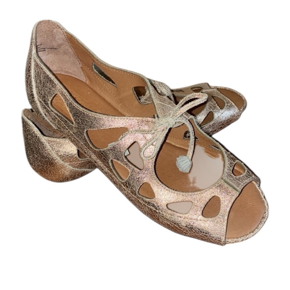 GENTLE SOULS by KENNETH COLE 'Brynn’ Leather Sandals, metallic bronze. 9.5M - Picture 5 of 16